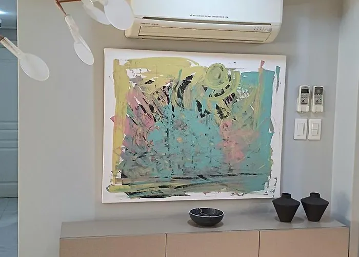 2 Bedroom 2 Full Bathrooms, With Feels And A Jet Tub Apartment