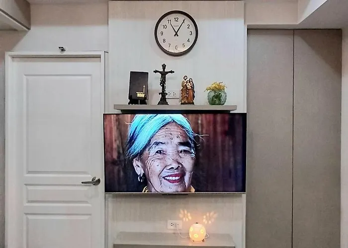 Apartment 2 Bedroom 2 Full Bathrooms, With Feels And A Jet Tub