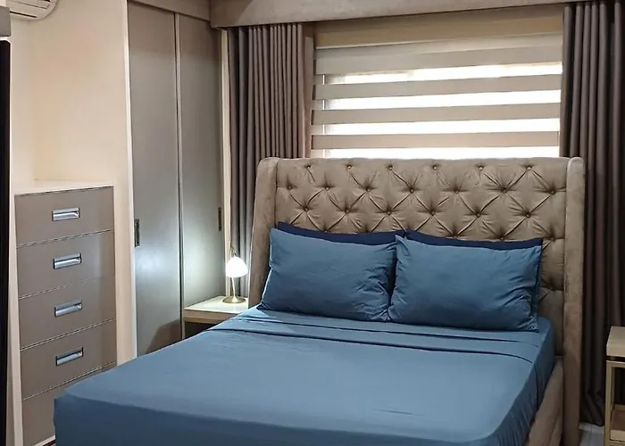 2 Bedroom 2 Full Bathrooms, With Feels And A Jet Tub